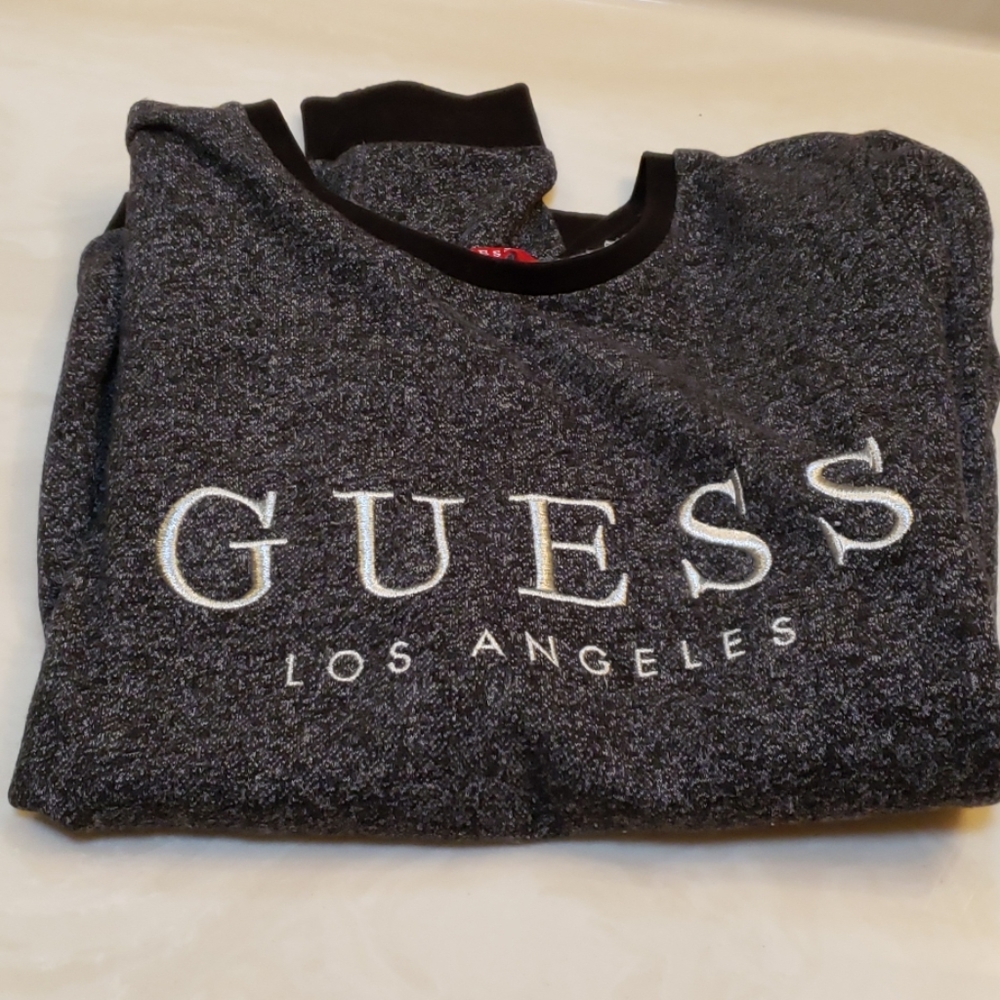 Guess sweat shirt  long sleeve light wt size L